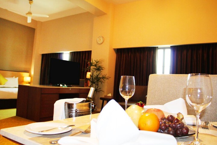 Room 25 of 68