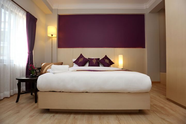 Room 9 of 39