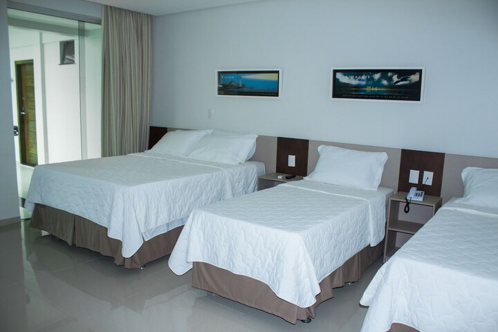 Room 14 of 34