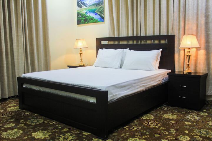 Room 5 of 30