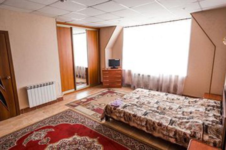 Room 27 of 56