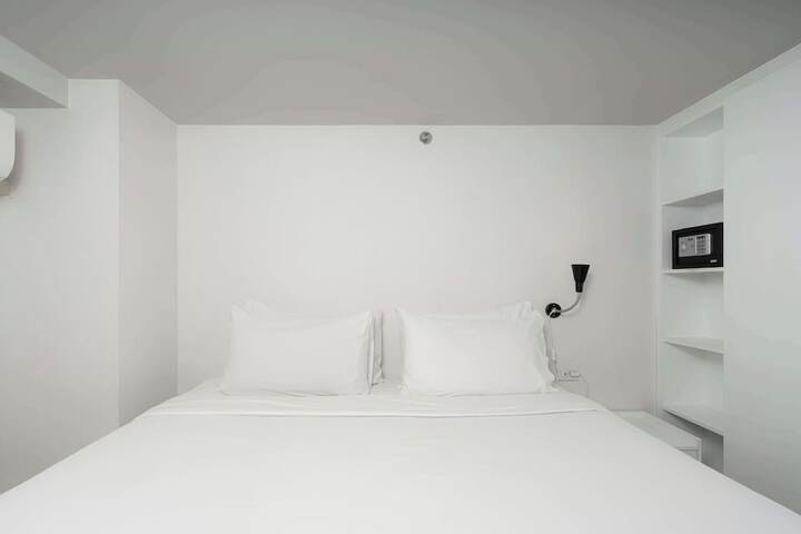 Room 48 of 131
