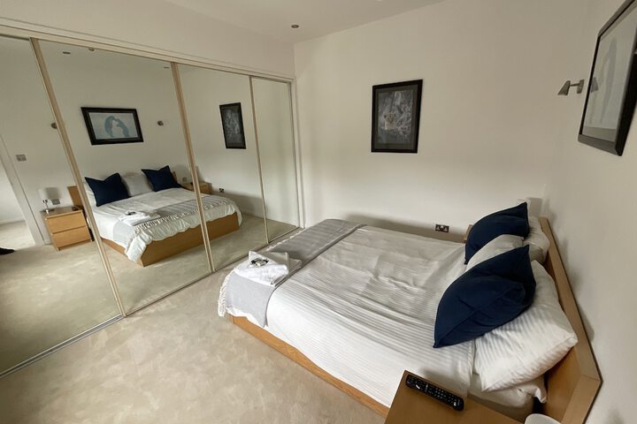 Room 11 of 73