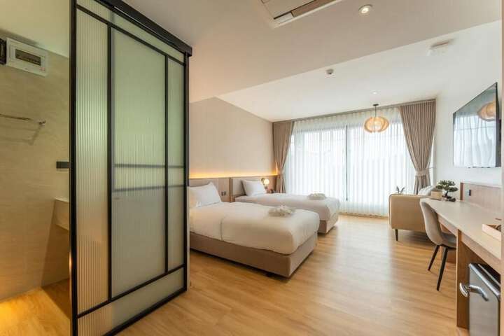 Room 36 of 112