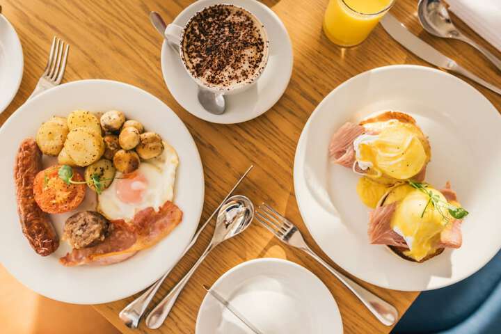 Breakfast/Coffee Service 57 of 72