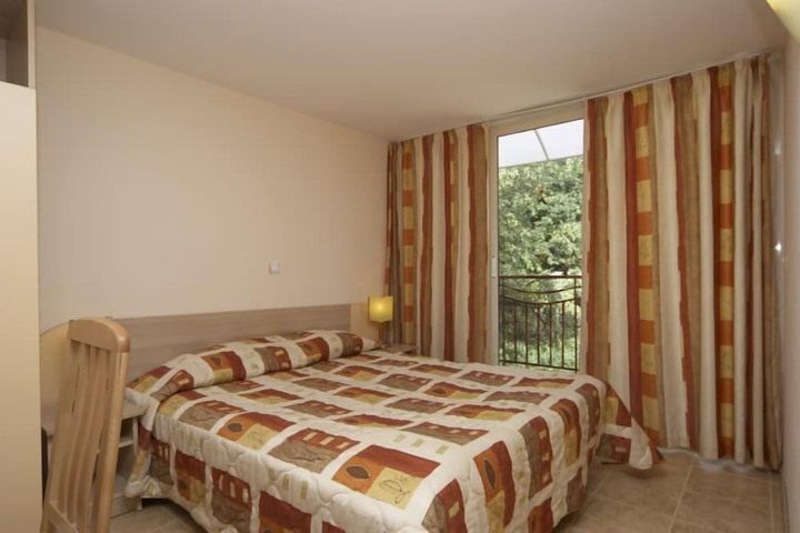 Room 5 of 23