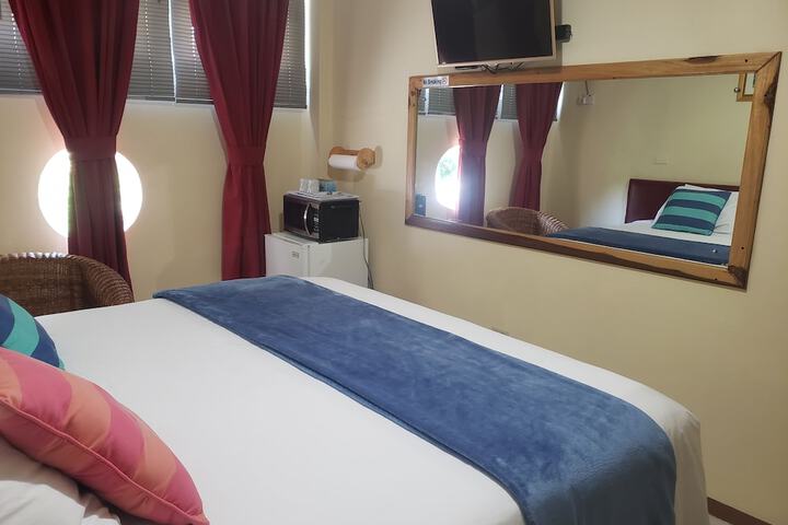 Room 13 of 78