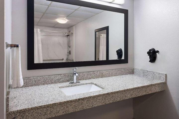 2 Double Beds Deluxe Room (2 of 12)