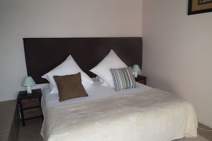 Room 7 of 120