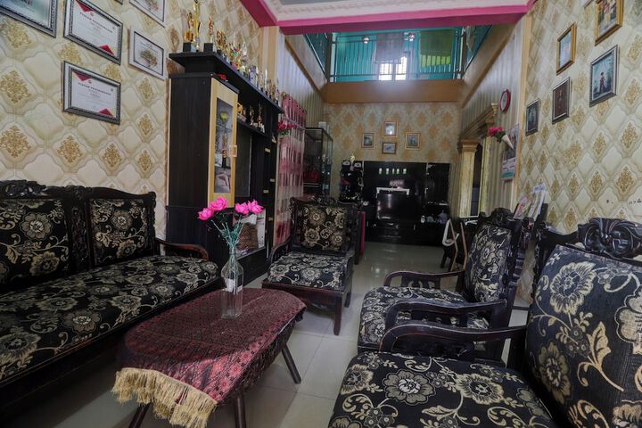 Hotel Interior 4 of 27