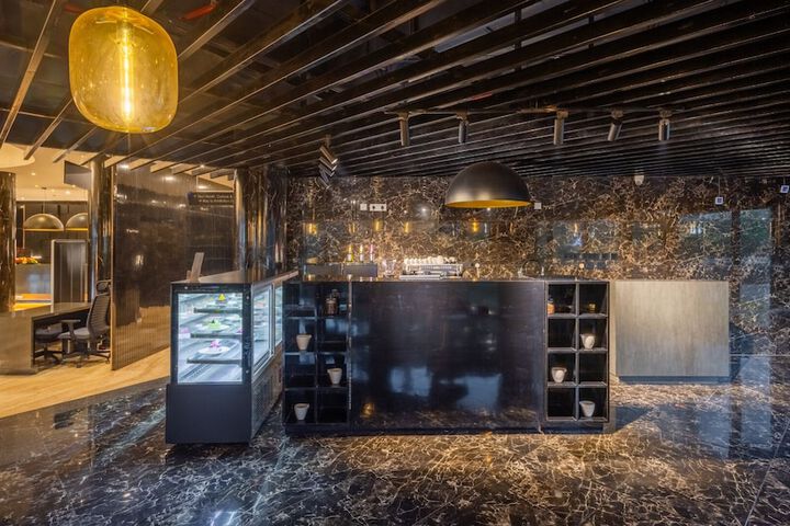 Hotel Interior 10 of 67