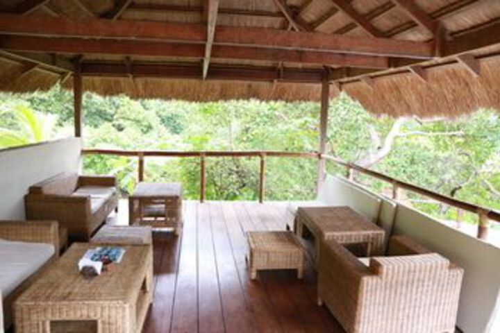 Sundeck 37 of 42