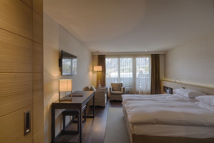 Room 7 of 73