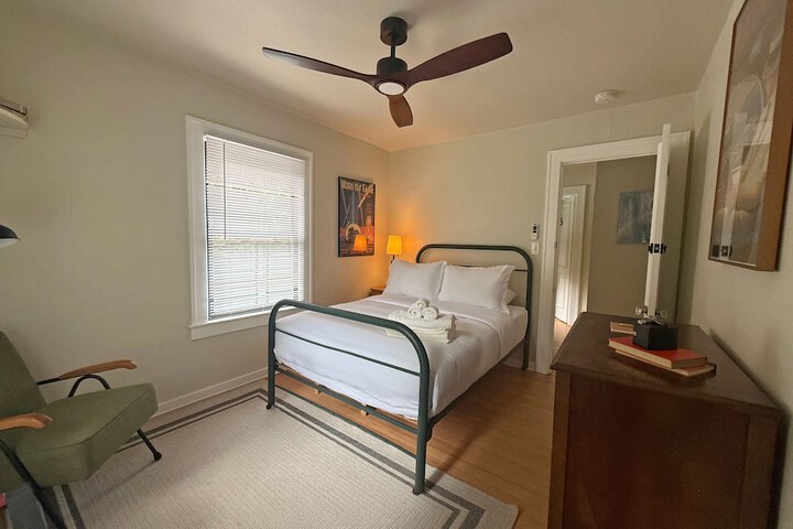 Room 29 of 62