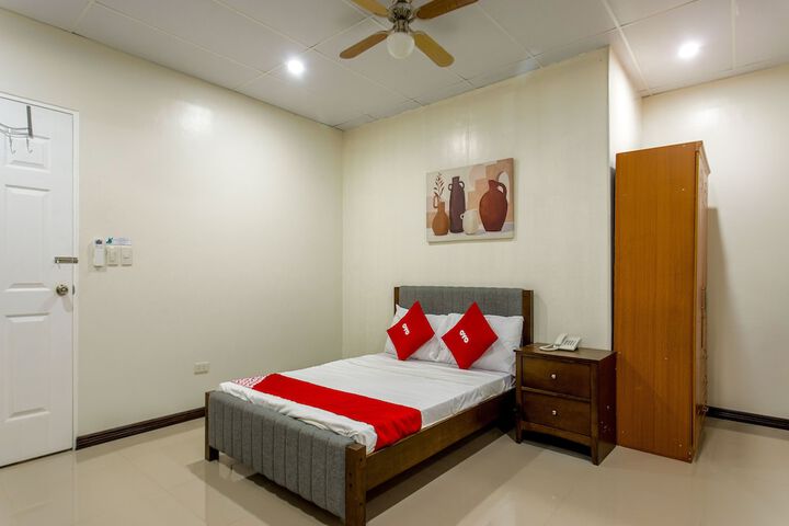 Room 20 of 38