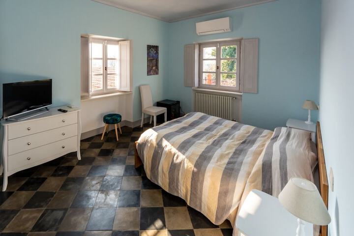 Room 17 of 114