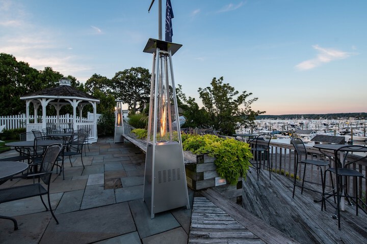 Terrace/Patio 105 of 111