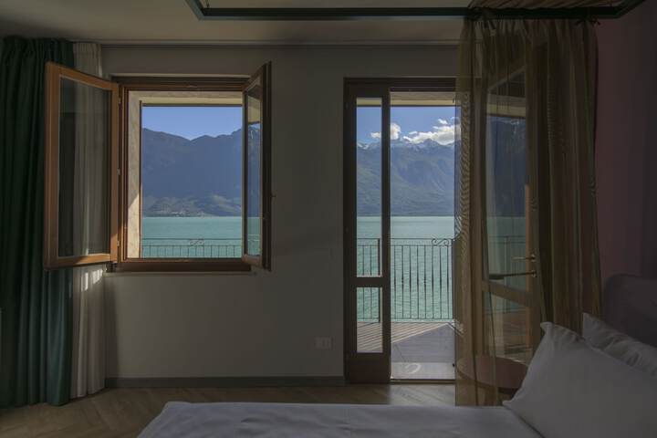 Room 20 of 47