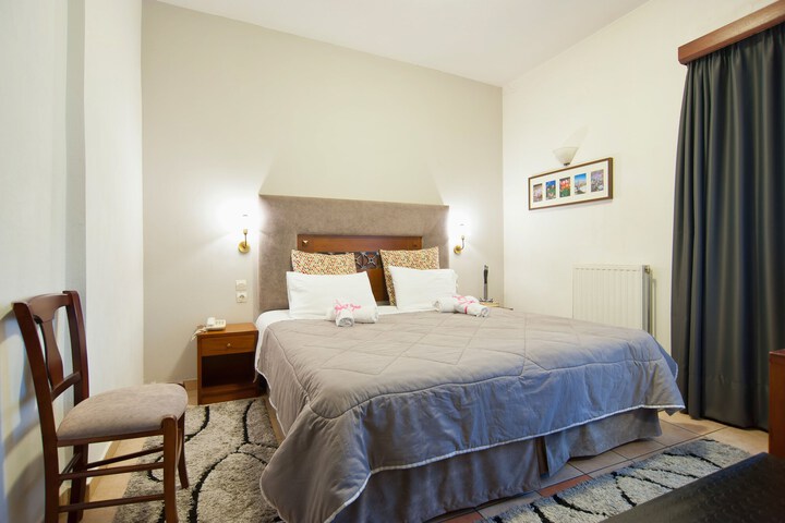 Room 36 of 85