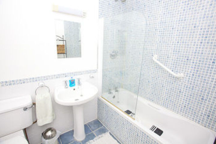 Room 3 of 29