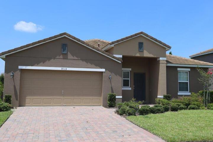 Photo of Calabria Luxury 5 Bed Homes with Game Rooms - Orlando Select Vacation Rentals