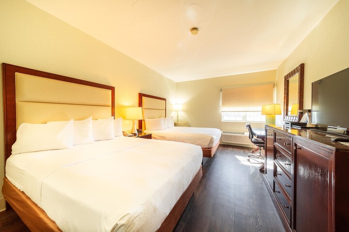 Double Room 2 Queen Beds