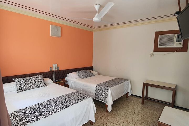 Room 20 of 40