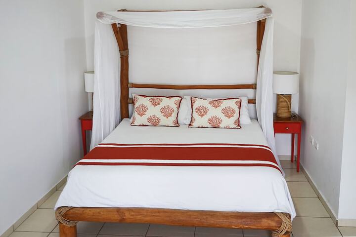 Room 4 of 58