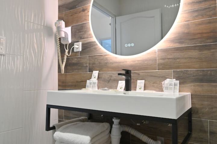 Bath Interior