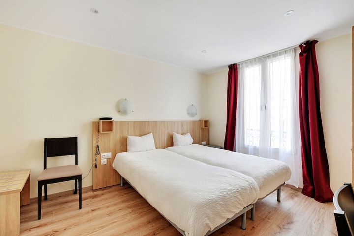 Room 5 of 49