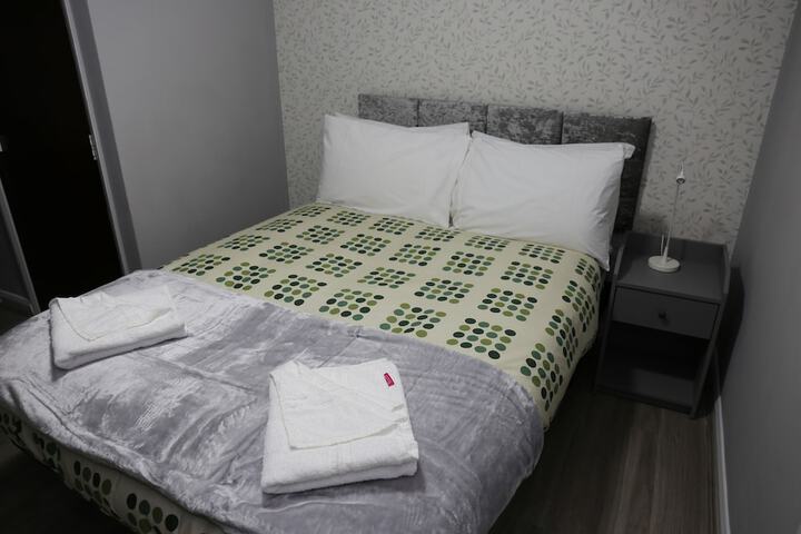 Room 13 of 30