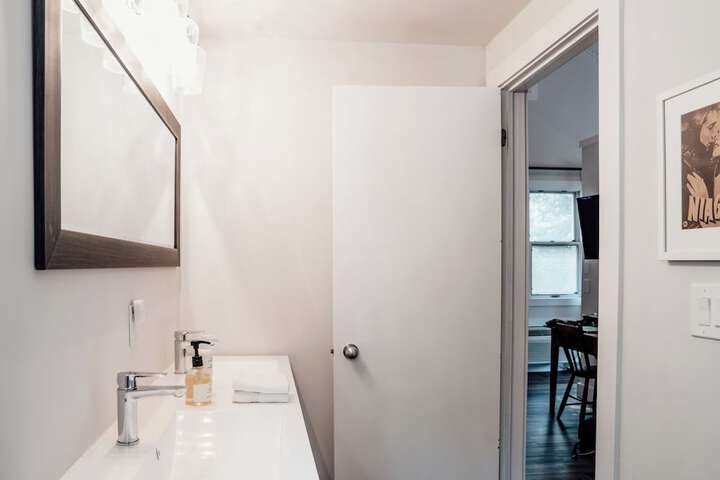 Room 54 of 68