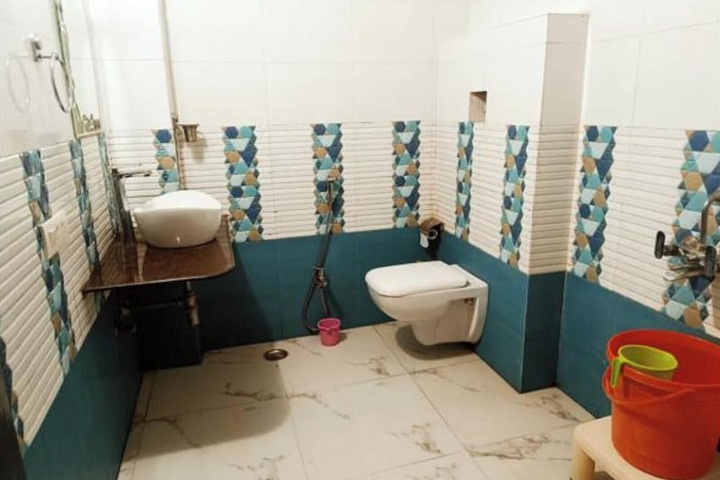 Room 3 of 6