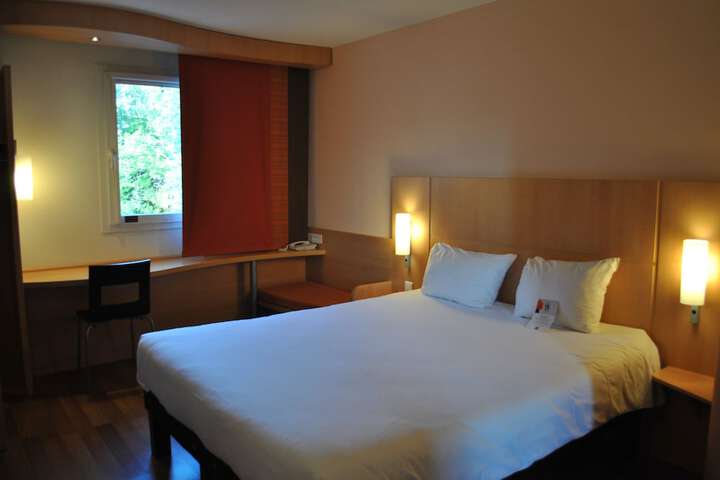 Room 7 of 51