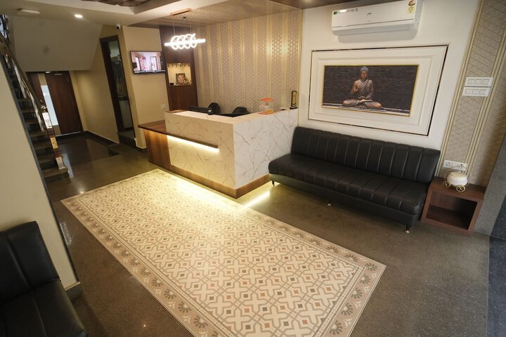 Hotel Interior 4 of 13