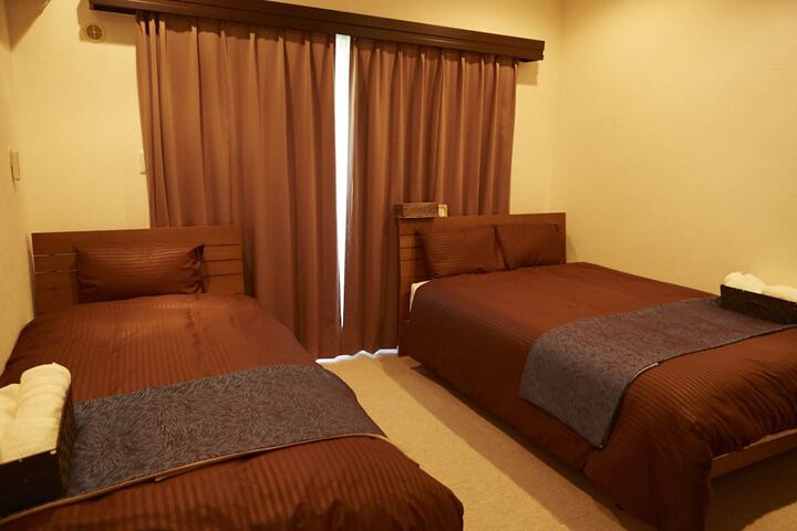 Room 12 of 69