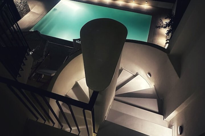 Pool 17 of 25