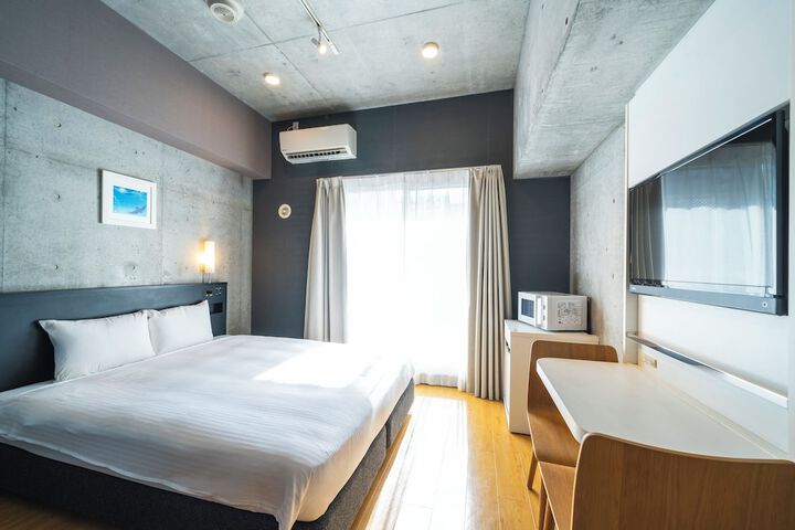 Room 73 of 191