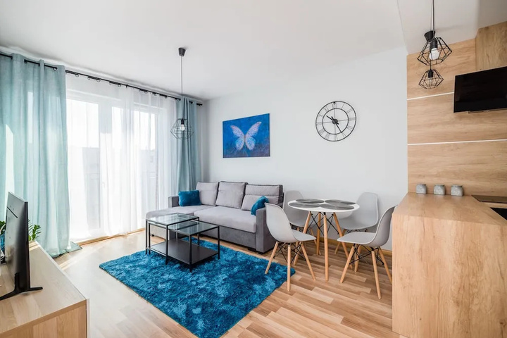 Room 3 of 13
