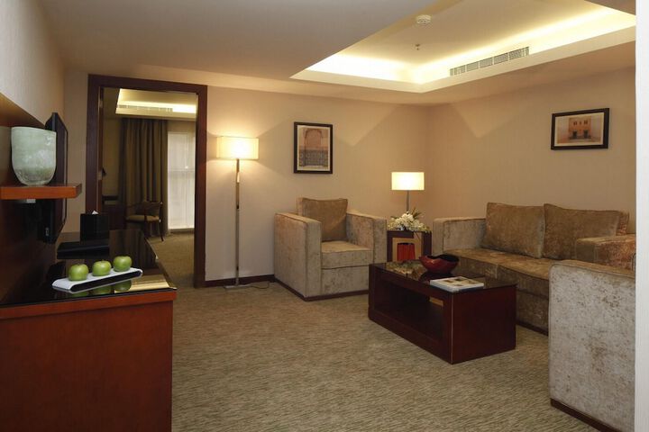 Hotel Interior 6 of 43