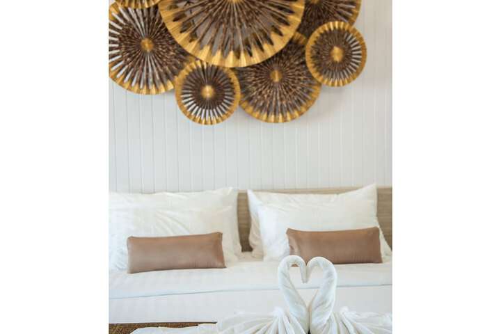 Room 10 of 68