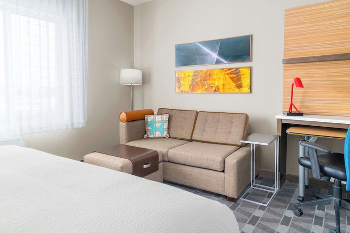 Room 17 of 41