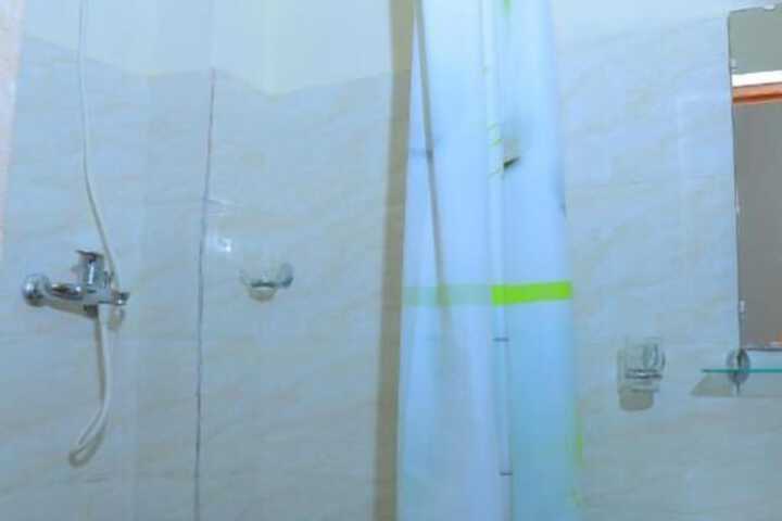 Room 11 of 22