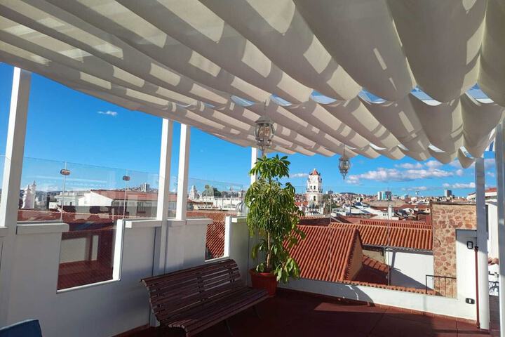 Sundeck 62 of 70
