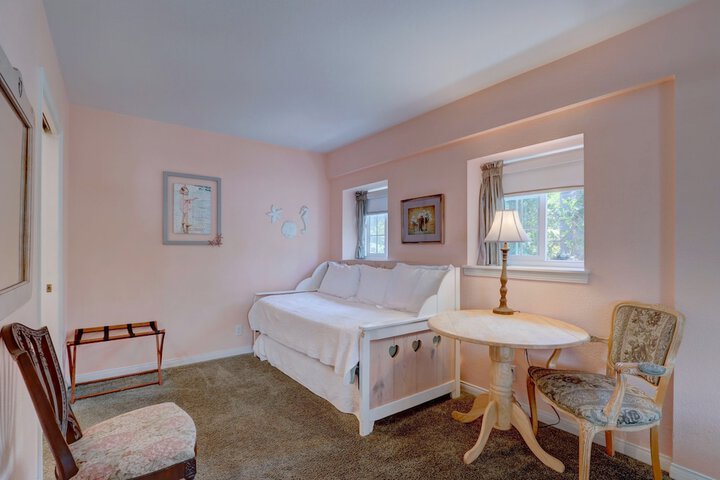 Room 46 of 135