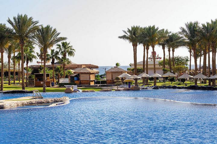Pool Hotel