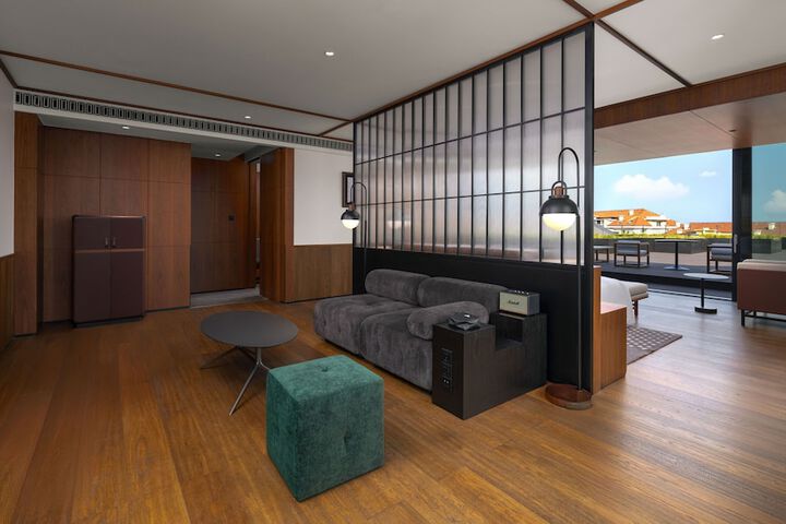 Room 40 of 86