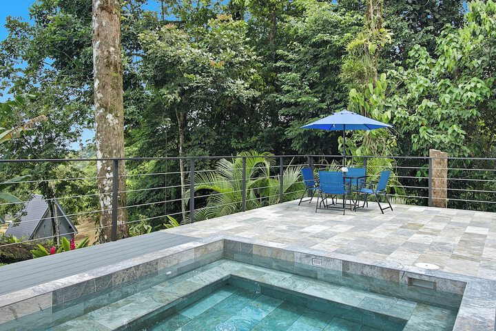 Pool 321 of 391