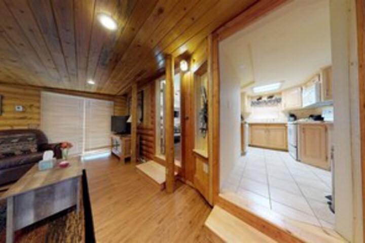Room 10 of 39