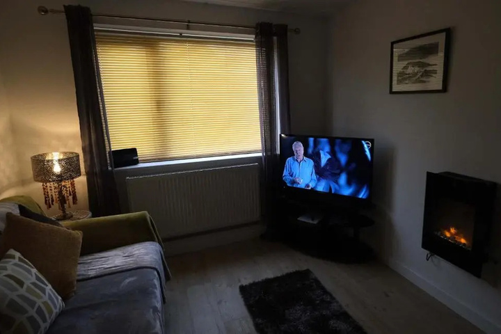 Room 3 of 10